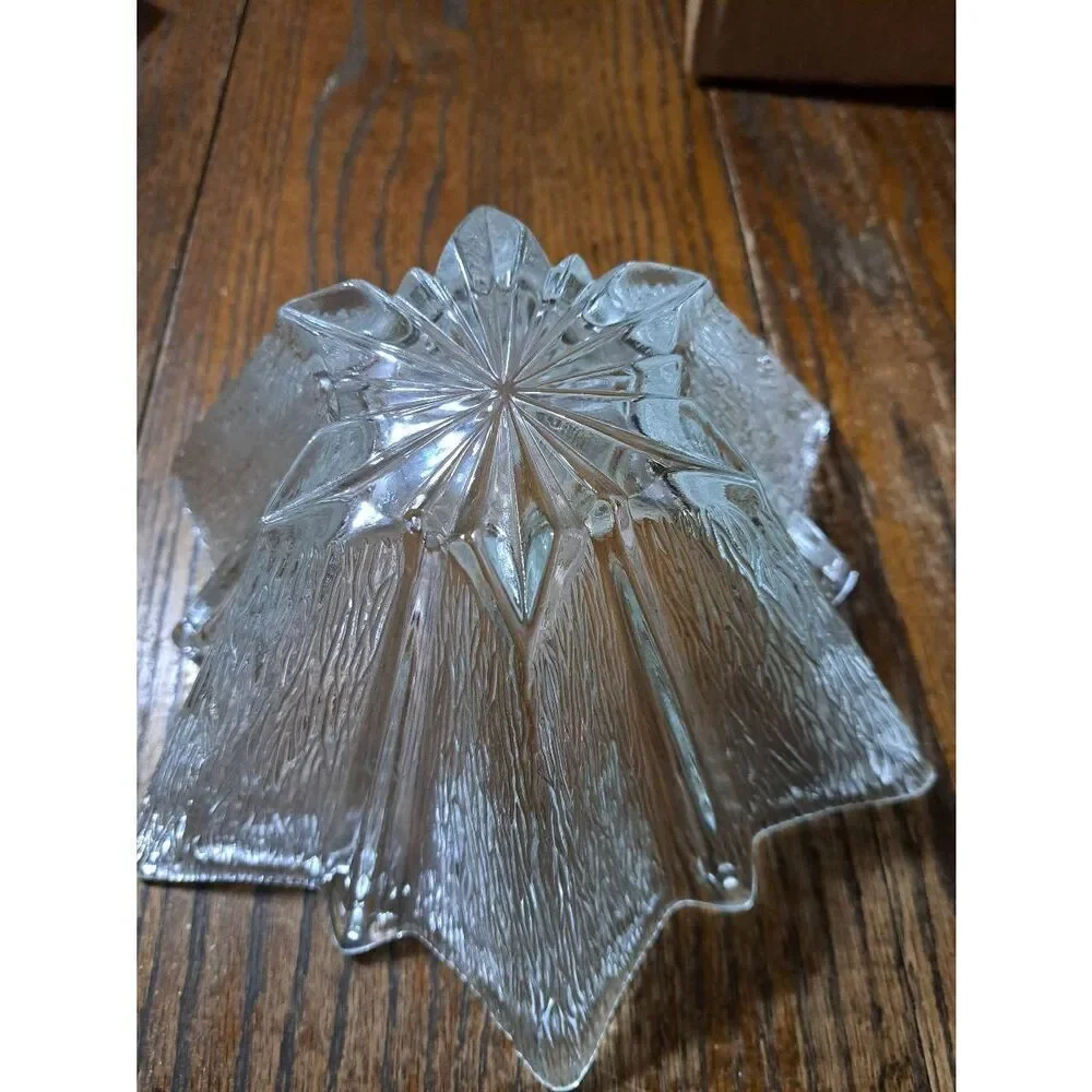 Vintage Crystal Starburst Bark Texture Star Shaped Bowl Centerpiece Good Quality